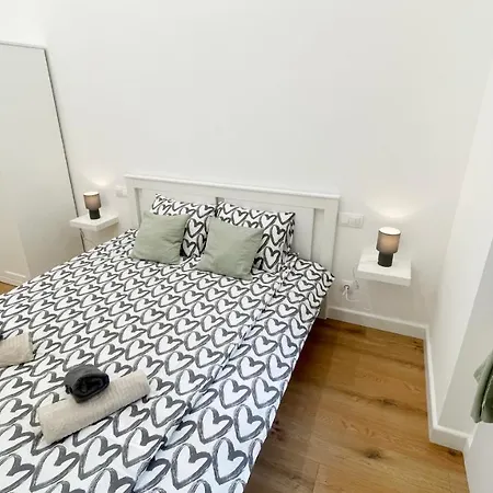 Sipsix - Modern 2 Bedroom Newly Renovated Flat With Ac In Centre * 부다페스트