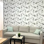 Apartman Sipsix - Modern 2 Bedroom Newly Renovated Flat With Ac In Centre